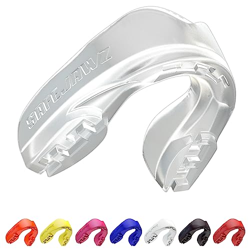 SAFEJAWZ Sports Mouthguard Slim Fit, Adult and Junior Mouth Guard with Case for Boxing, Basketball, Lacrosse, Football, MMA, Martial Arts, Hockey and All Contact Sports (Junior <11 Years, Clear) - Image 1