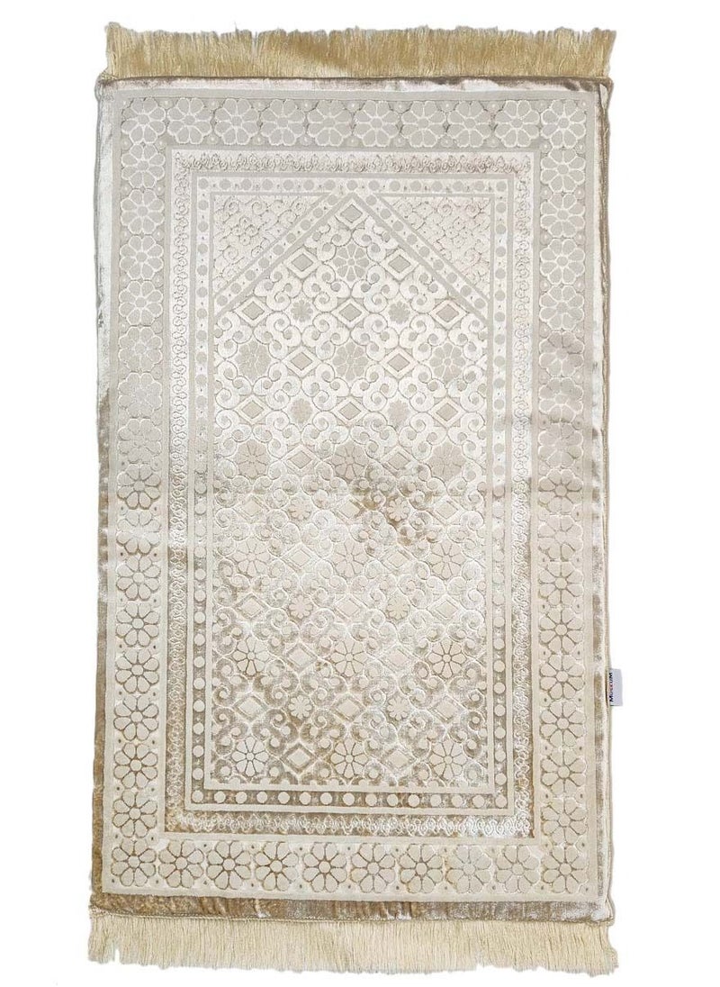 Museum Museum Memory Foam Prayer Mat Dana. Velvet Comfortable Prayer Rug. Elegant Essential Design Sajadah with Foam.  - Image 1