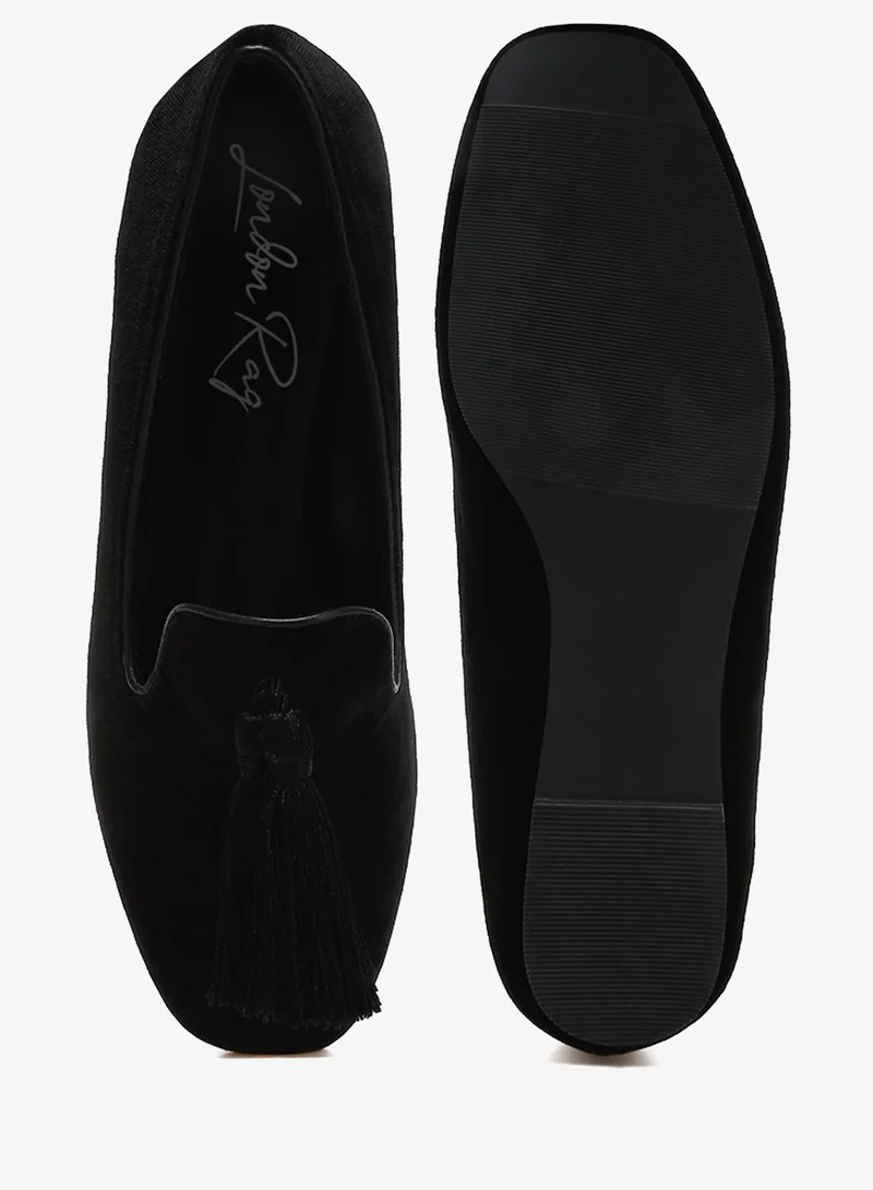 London Rag Black Iconic Tassel Detail Velvet Loafers in Black for Women | Best Price UAE