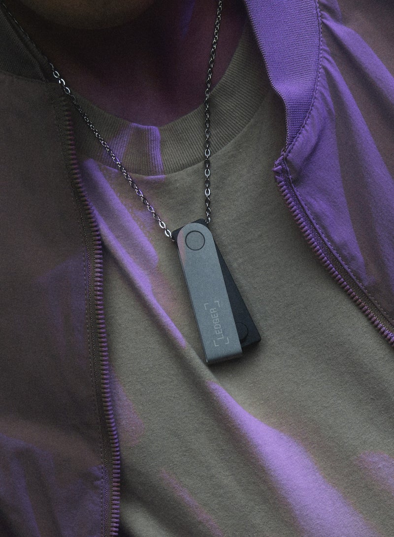 Ledger Nano X Hardware Wallet | Safest Crypto & NFT Cold Storage, Big Screen + Wireless Bluetooth & Type-C Connectivity, 5000+ Coins Supported, for iOS & Android, MacOS & Windows - Gold - Image 5