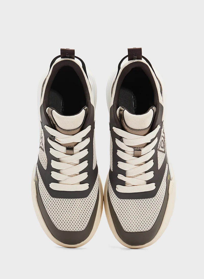 DKNY ZAINE  LACE UP SNEAKERs