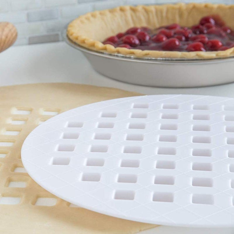 Fox Run Lattice Pie Top Cutter, Plastic, White 9.75 x 9.75 x 0.25 inches - Image 2