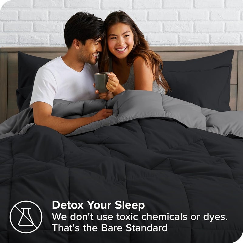 Full Bed Set - 5 Pieces - Comforter 225 * 235,Fitted Sheet 160 * 200, 1 Pillow Case 45 * 160, 2 Pillow Cases 50 * 70 - Elegant and Practical Two Tone Matching Set (Black & Dark Grey) - Image 2