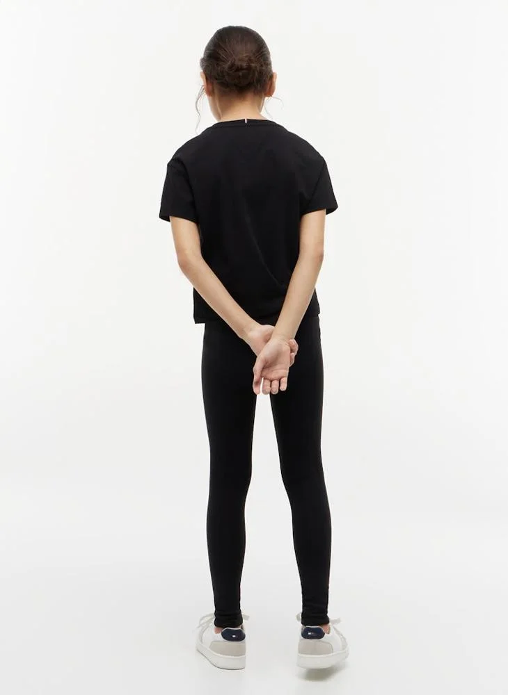 Tommy Hilfiger Essential Hilfiger Monotype T-Shirt And Leggings Set