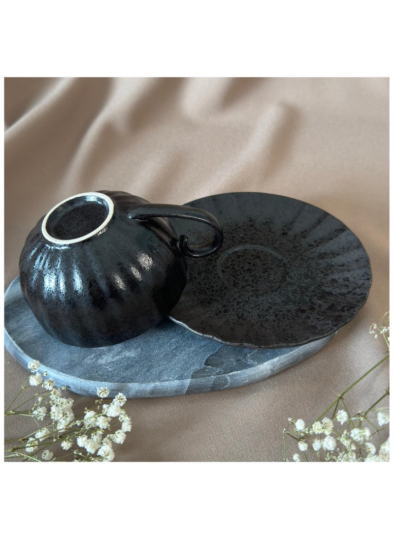 Qahwa Mug with saucer made of ceramic and elegant design in black color  - Image 2