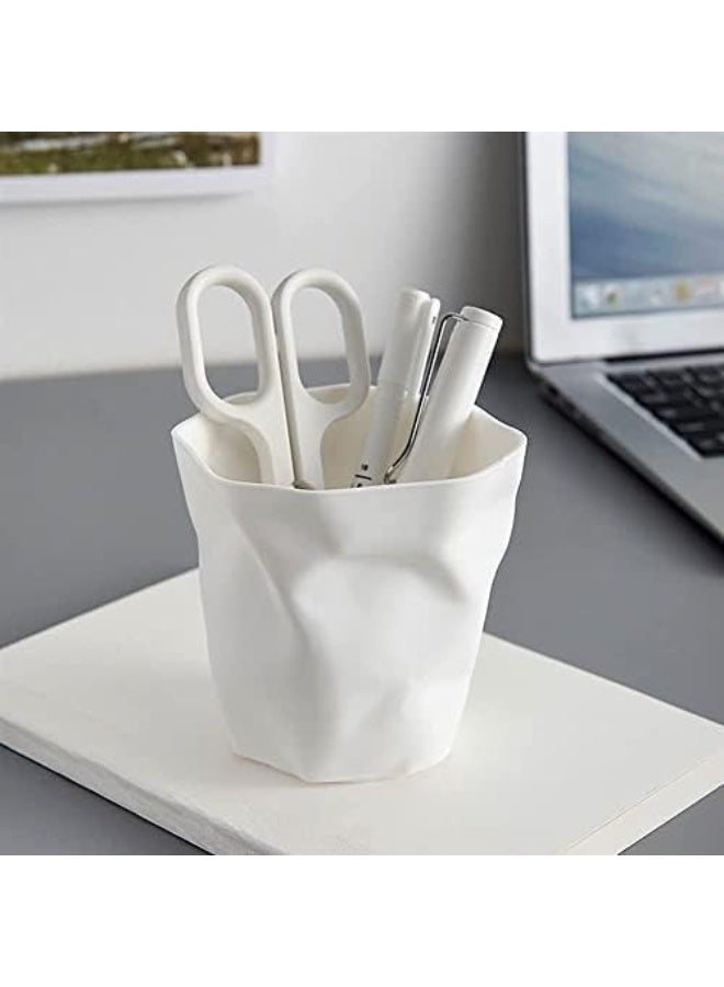 A cup-shaped pen holder for carrying and organizing school supplies,Size: 10 * 10 * 7 cm - Image 1