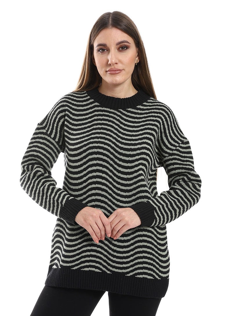Caesar Women Wool Pullover With Round Neck - Image 1