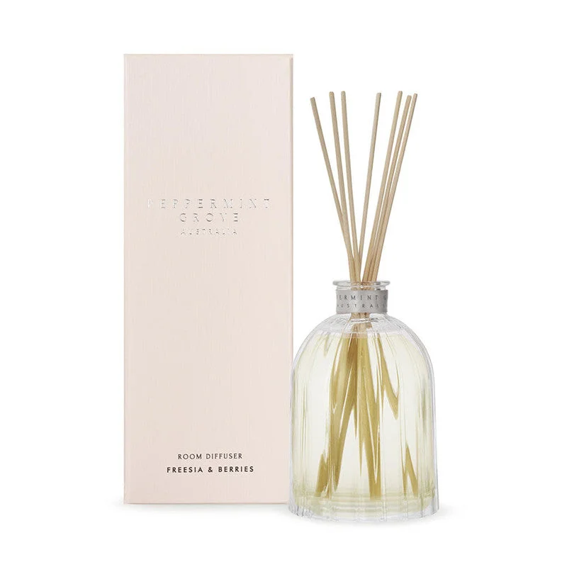 يسكن Freesia & Berries Reed Diffuser
