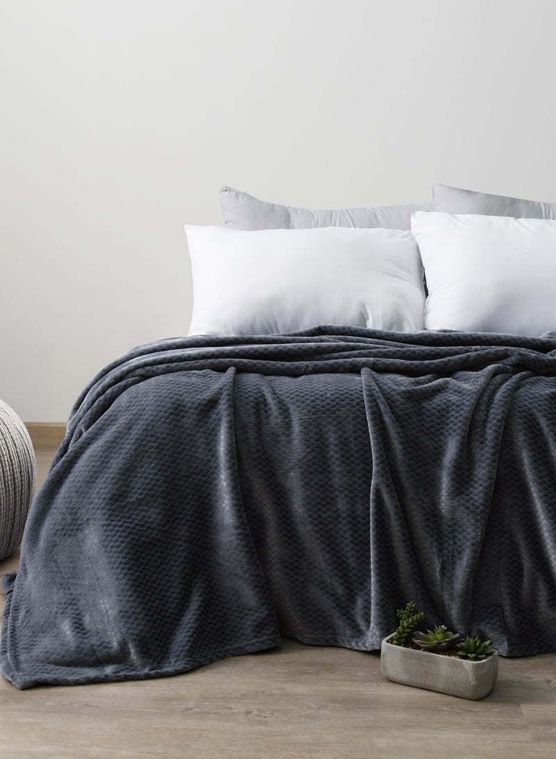 Morano Velvet Blanket – Dyed Model, 220x240 CM, Luxuriously Soft Polyester Throw, Lightweight Warm Blanket for Bed or Sofa – Elegant Colors for all Home Styles - Image 2