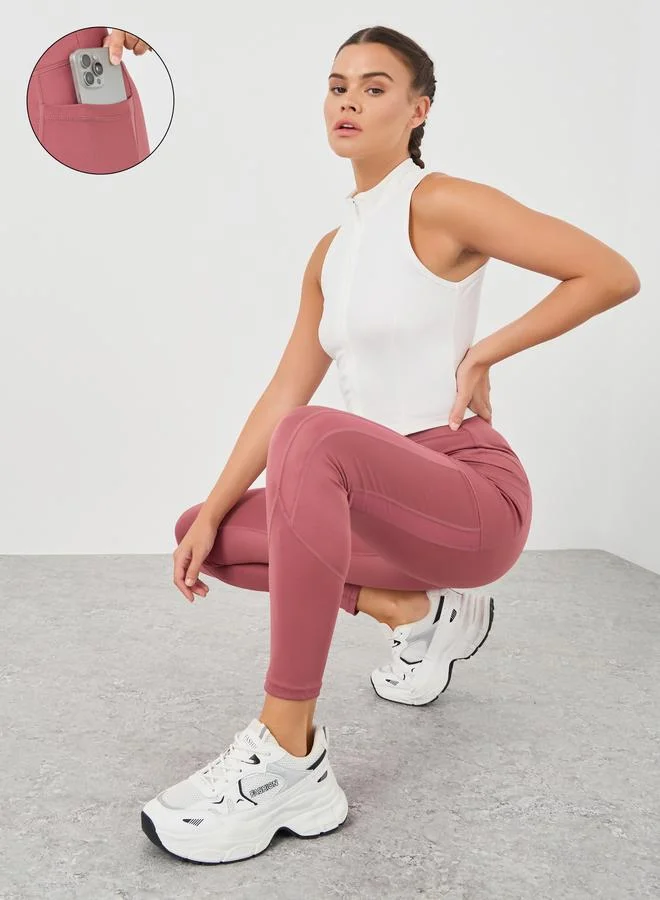 ستايلي اكتيف ليجنز بخصر عريض وجيوب وتفاصيل شبكية من ستايلي