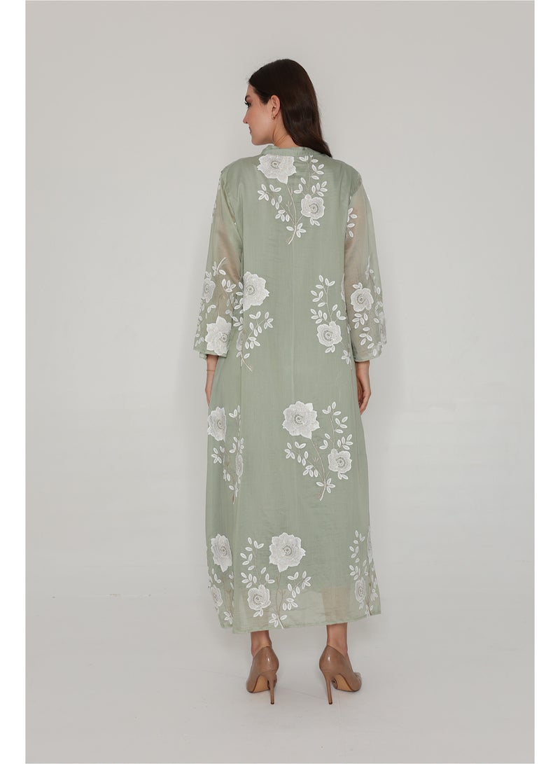 اكسا جلابية مطرزة نقوش ناعمة - Image 2