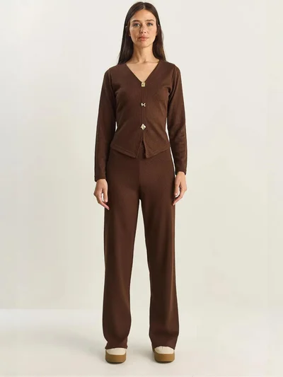 Bianco Lucci LUCCI V-Neck Knitted Wide Leg Two-Piece Set
