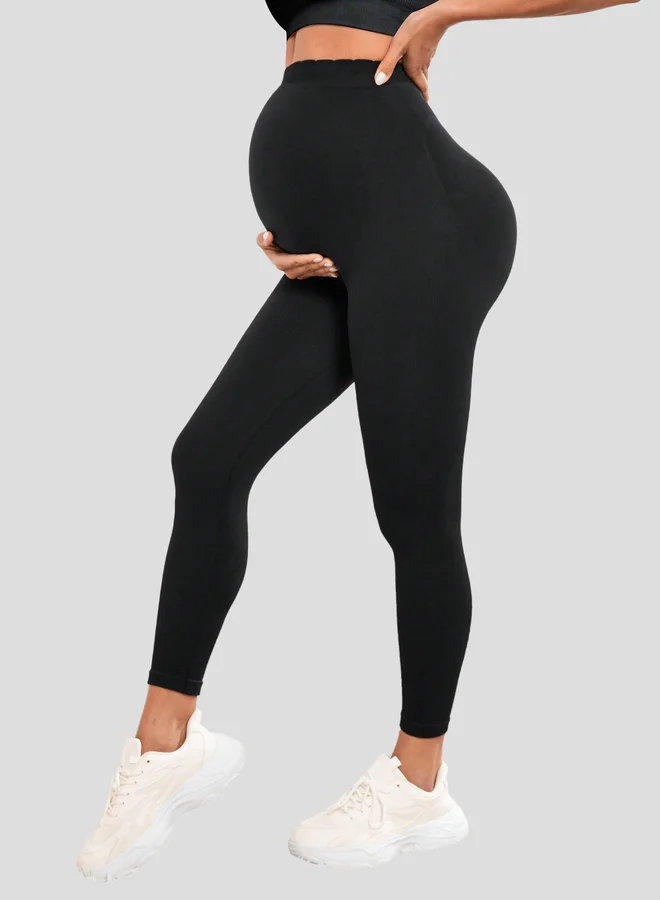 Styli Styli Seamless Textured Paneled Scrunch Maternity Leggings
