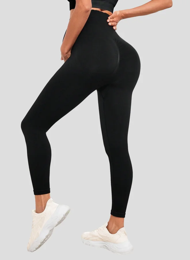 Styli Styli Seamless Textured Paneled Scrunch Maternity Leggings