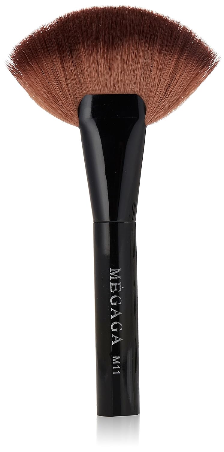 Megaga Fan Brush Makeup Brush M11 - Image 1