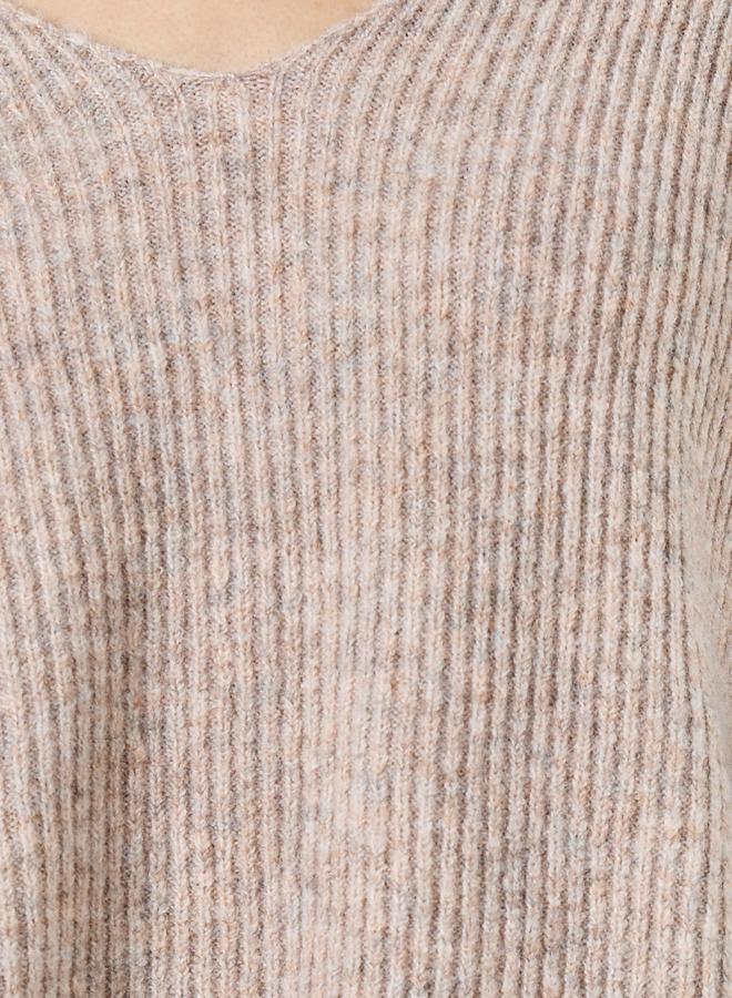 Styli V Neck Oversized Knit Sweater and Pants Co-Ords - Image 3