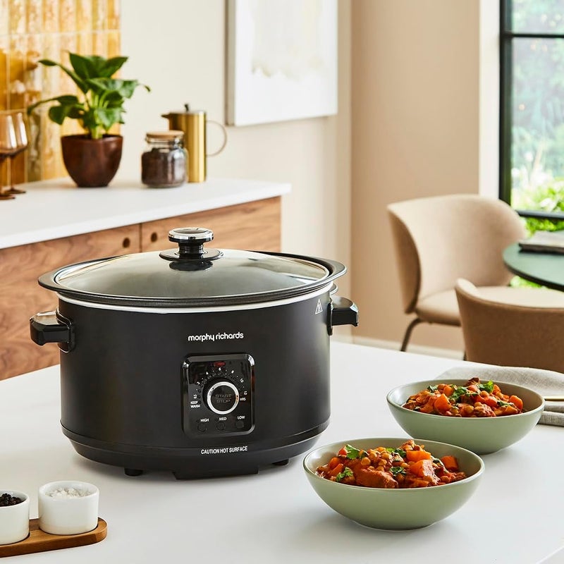 مورفي ريتشاردز قدر الطهي البطيء Morphy Richards سعة 6.5 لتر، تعديلات حرارة أوتوماتيكية، وضع الحفاظ على الدفء، مقاوم للمواقد، مؤشر للعد التنازلي، صالح للغسيل في الغسالة، لون أسود مات، رقم المنتج: 461021 - Image 2