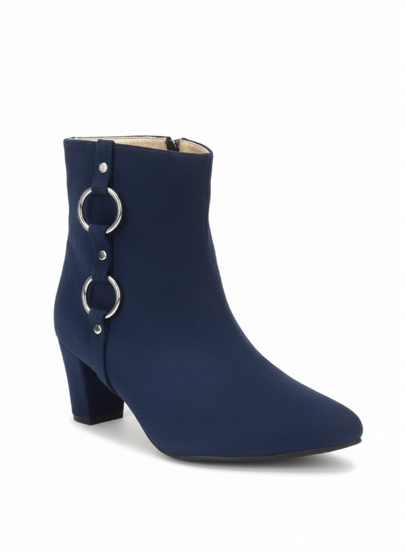 Vbranda Elegant ankle boots with metallic ring details - Image 3