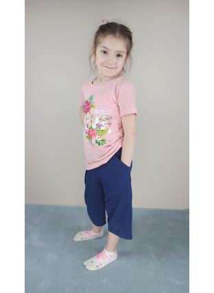 Girl Waitress Cotton Pink Capri Set - pzsku/ZDA16335F54274031EB64Z/45/_/1725722229/be198cb6-e21c-4304-92cc-f4eec4f76ebe