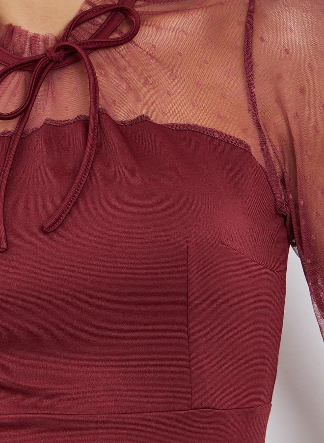 ستايلي فستان طويل بتفاصيل شبكية وأكمام طويلة - Image 4