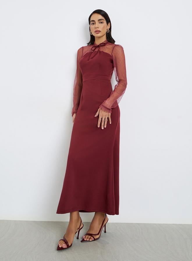 ستايلي فستان طويل بتفاصيل شبكية وأكمام طويلة - Image 3