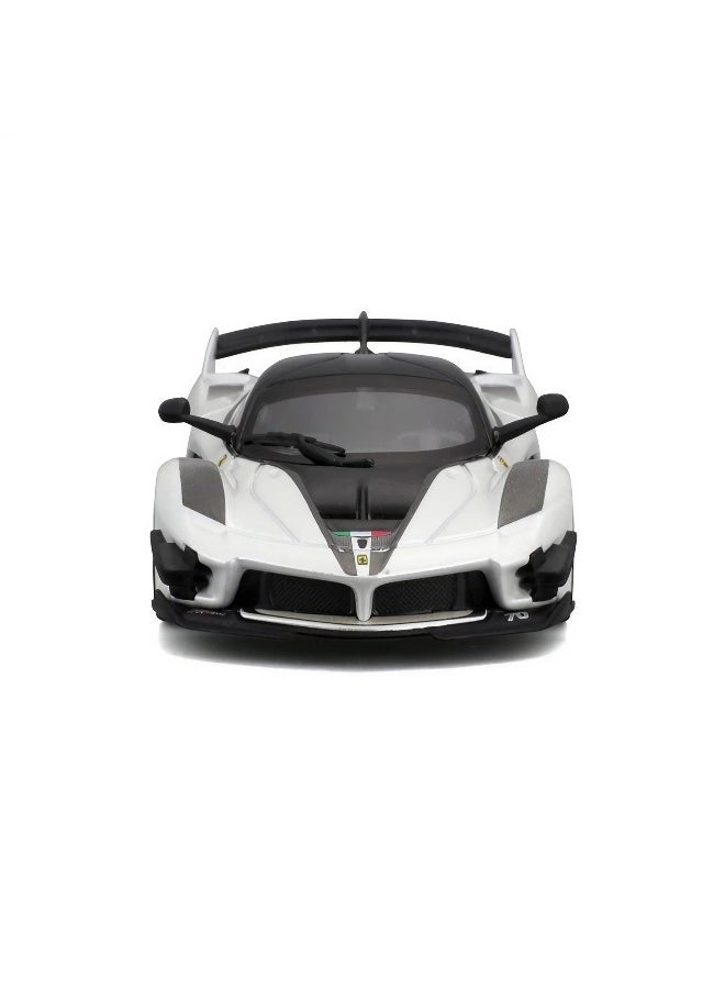 Bburago سيارة ببراغو فيراري ريسينغ FXX-K EVO 2017 #70 مصنوعة من الصب (بيضاء، 1:43) - Image 3