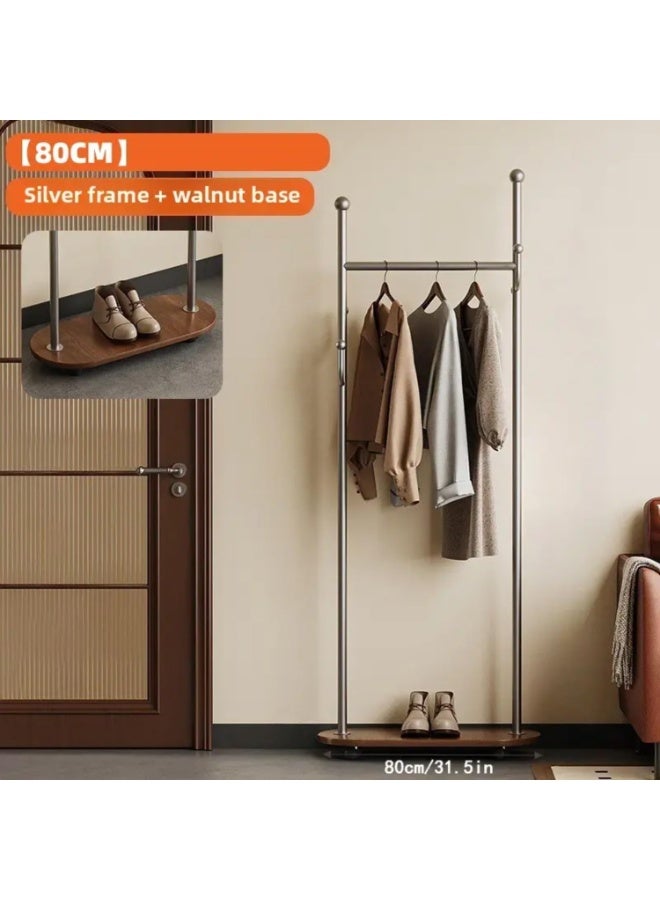 اليسا حامل معاطف معدني قائم بذاته بطول 80 سم، حامل معاطف بعجلات، حامل ملابس للمدخل أو المكتب أو غرفة النوم، يمكن تعليق الملابس والقبعات والأوشحة (فضي + لوح من خشب الجوز) - Image 2