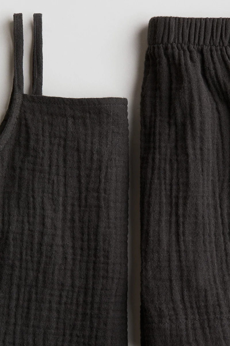 اتش اند ام طقم قطني من بلوزة بحمالات كتف وشورت - عبوة من قطعتين