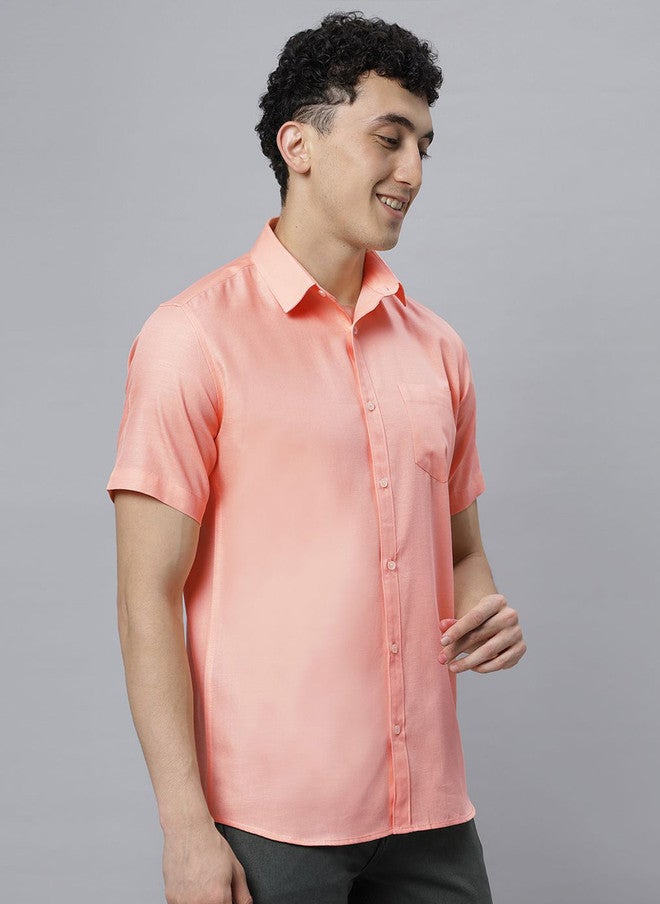 Hence Men Spread Collar Solid Cotton Slim Fit Casual Shirt in Peach - Image 3