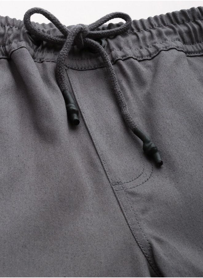 The Indian Garage Co Men Slim Fit Solid Mid-Rise Stretchable Chino Joggers  - Image 3