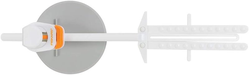 Fiskars Flat Vinyl Alignment Tool WhiteOrange - Image 2