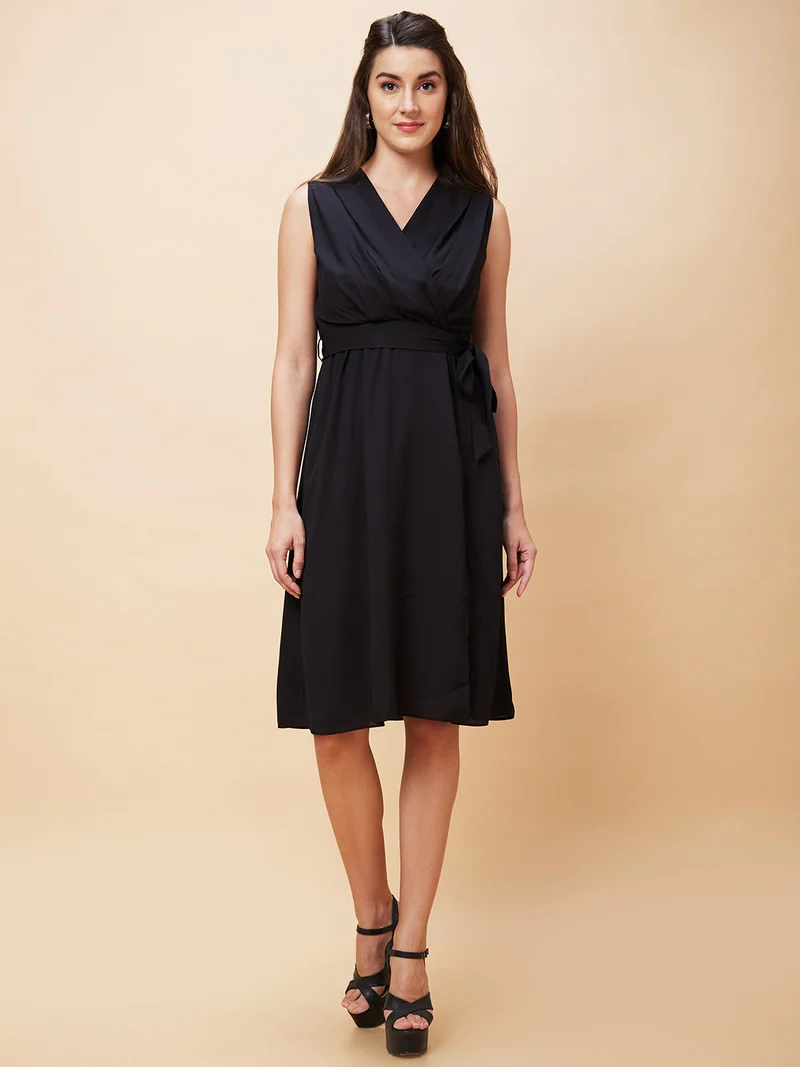 globus Women Black V-Neck Sleeveless Belted Fit & Flare Dress