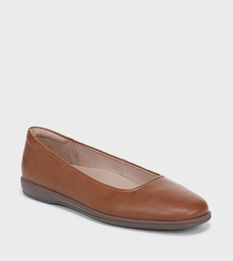 Naturalizer  Footwear for Women | Best Price UAE