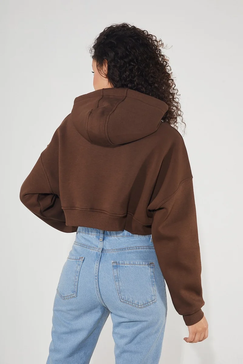 توينتي3 Women's Hooded Kangaroo Pocket 3-Thread Fleece Raised Basic Thick Crop Sweatshirt