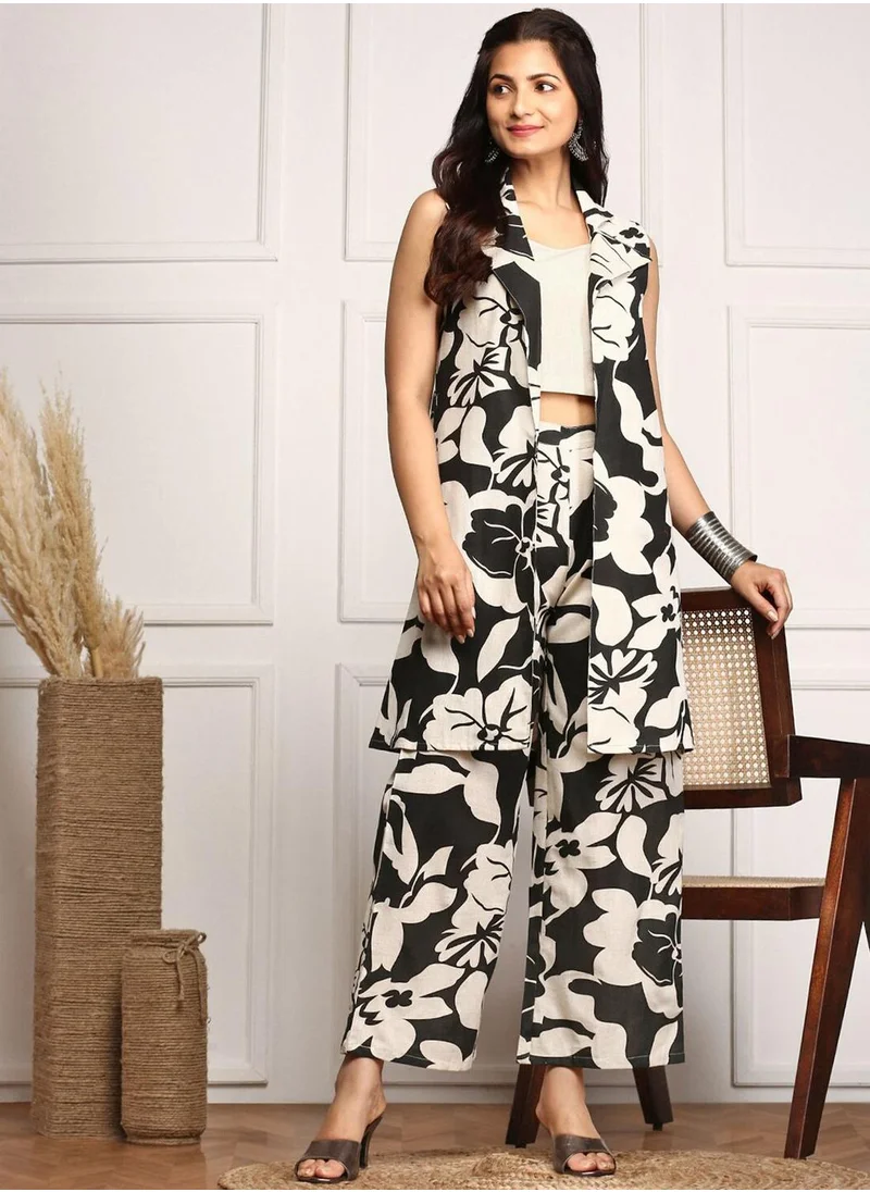 ISHIN Black Co-Ords Set Straight Fit Full Sleeve made from Cotton featuring Self Design design and Round Neck neckline - Perfect for Ethinic!