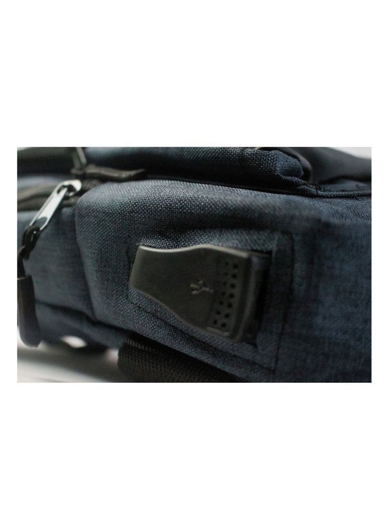 Brand Stores Brand Casual Cross Bag- USB - Black - Image 4