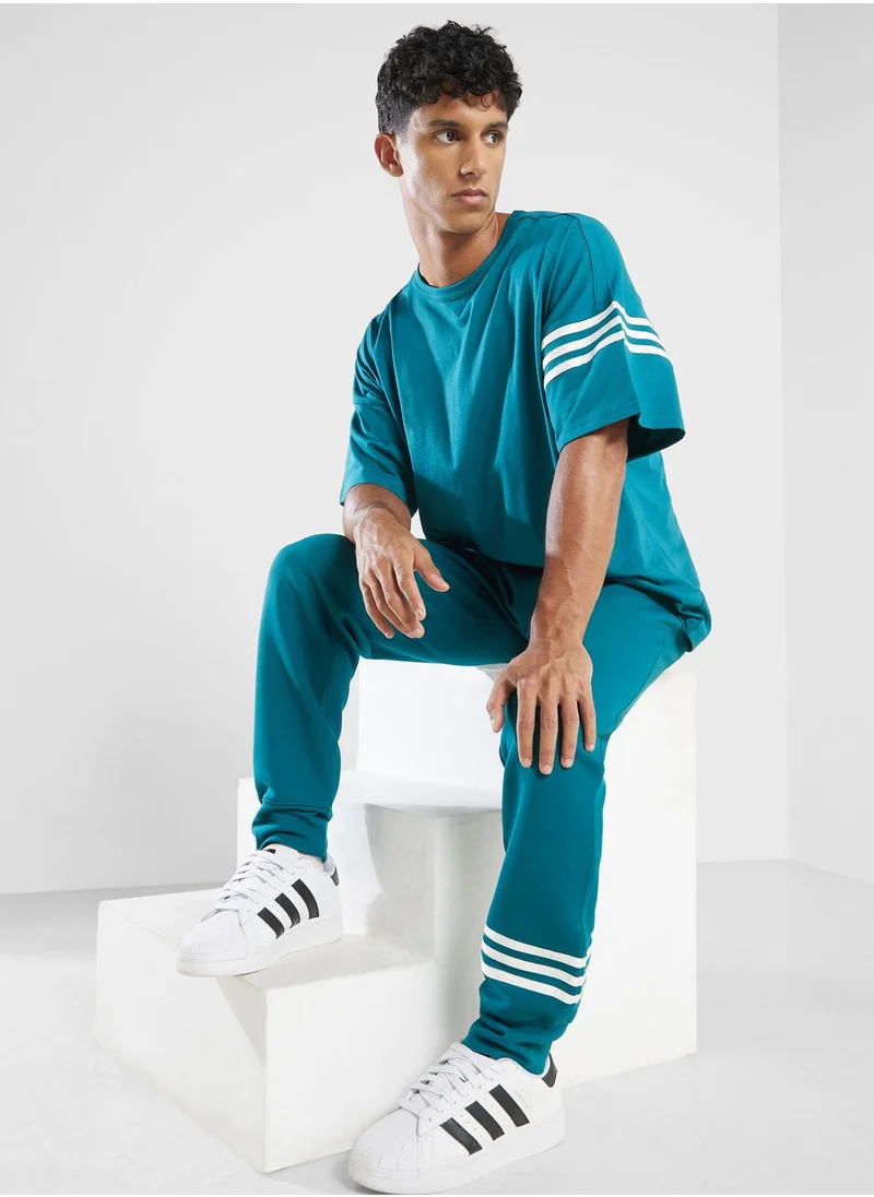 adidas Originals Neuclassic T-Shirt