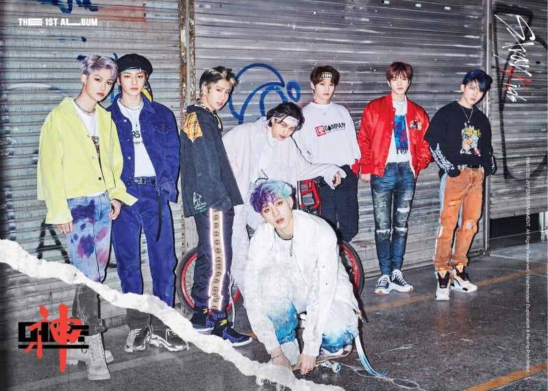 JYP Stray Kids 'Go生' 1st Album Random Version CD+80p PhotoBook+2p PhotoCard+8p Lyric Leaflet+4 Cut Film+Secret Card+Message PhotoCard Set+Tracking Kpop Sealed Go Live - Image 3