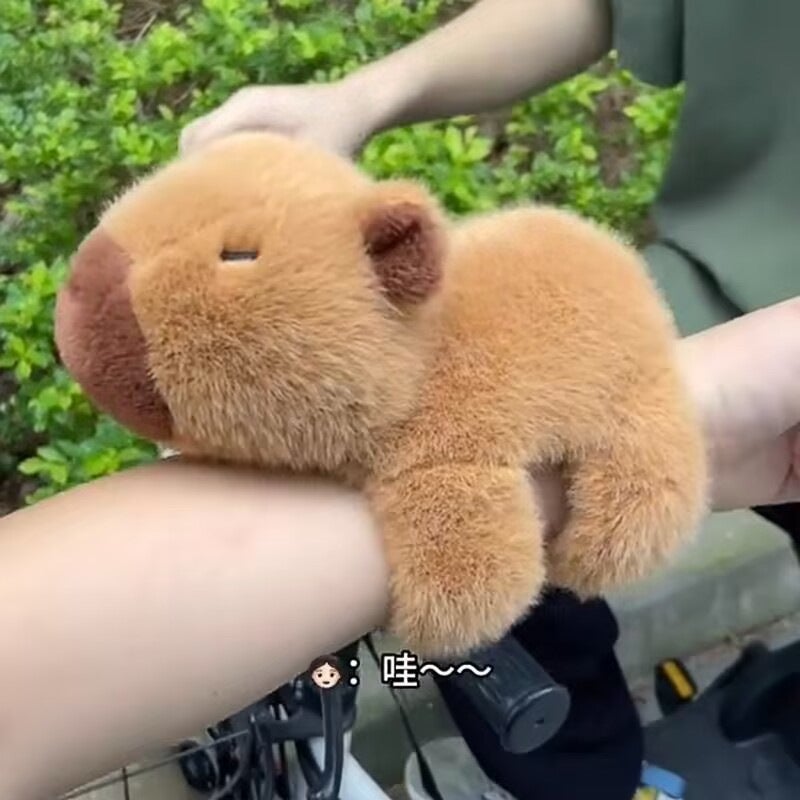 Pig Plush Toy: Mink Velvet, Durable Premium Material - Versatile Bracelet Accessory, Trendy Companion for Teens Aged 7 to 14, Home and Travel Use - Image 4