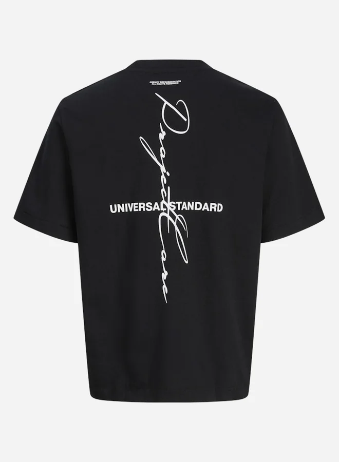 جاك اند جونز تيشيرت بياقة دائرية وطبعة كتابة