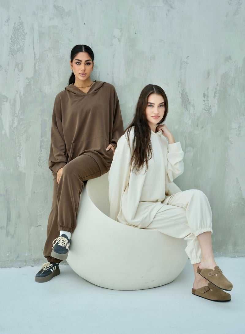 Andy 6616 | Women's Cotton Oversized Two-Piece Hoodie Set Relaxed Fit Hoodie with Front Pocket and Jogger Pants | Off-White  - Image 3