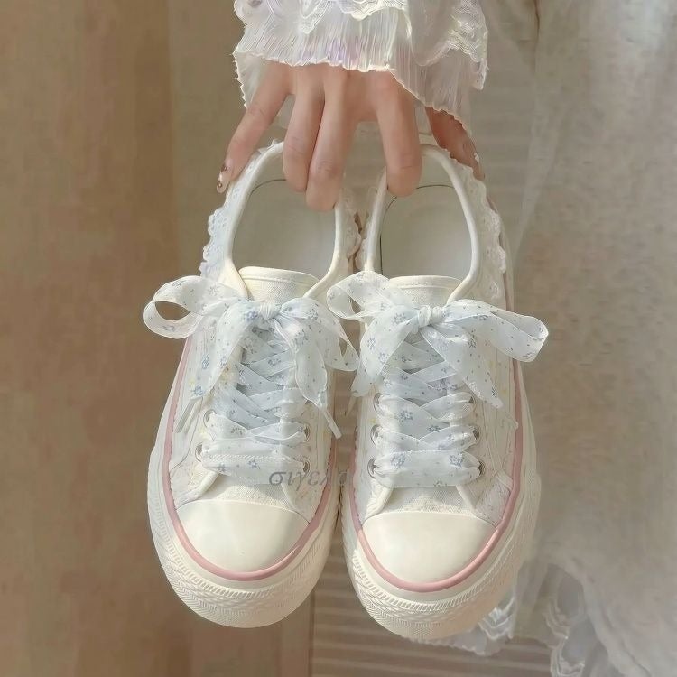 Fairy Style Canvas Shoes 2026 New Spring Summer Fashion Lace-Up White Sneakers for Women