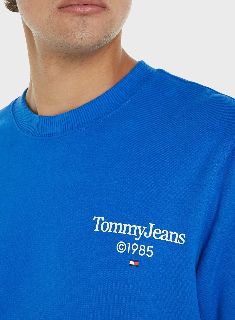 TOMMY JEANS Logo Crew Neck Sweatshirt