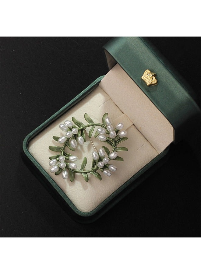 بيوند بروش أوراق خضراء لؤلؤية طبيعية ، دبابيس بروش مضادة للصدأ ومضادة للبهتان ، مشبك وشاح صدار للنساء للفتيات (أخضر) - Image 2