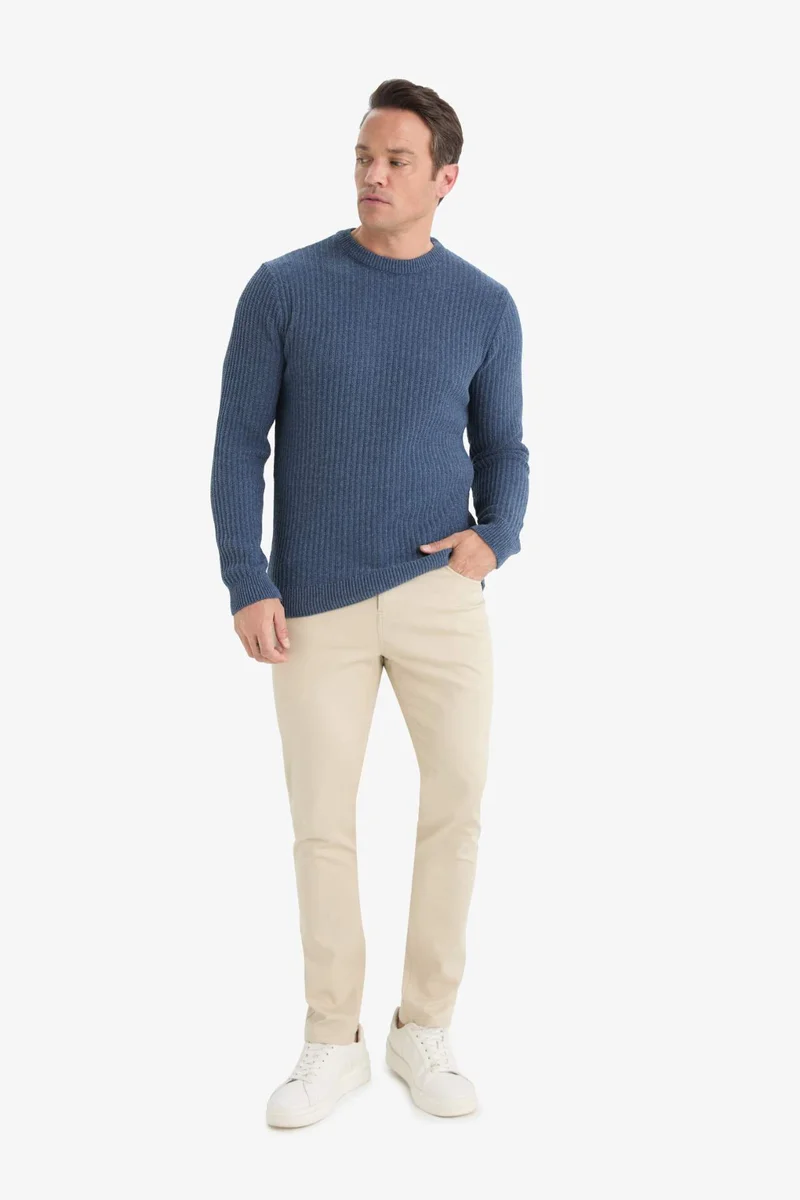 ديفاكتو Standard Fit Crew Neck Knitwear Pullover