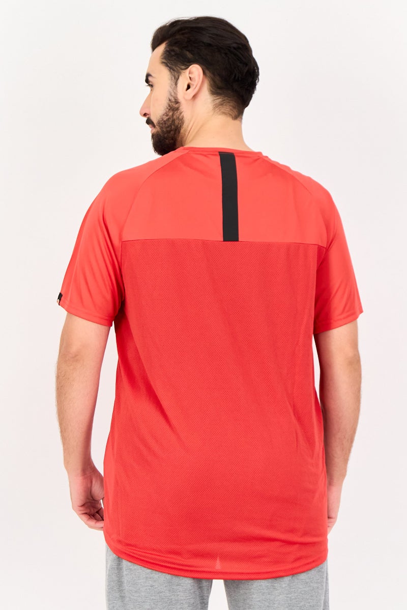 Ellesse Men Sportswear Fit Short Sleeves Training T-Shirt, Red - Image 4