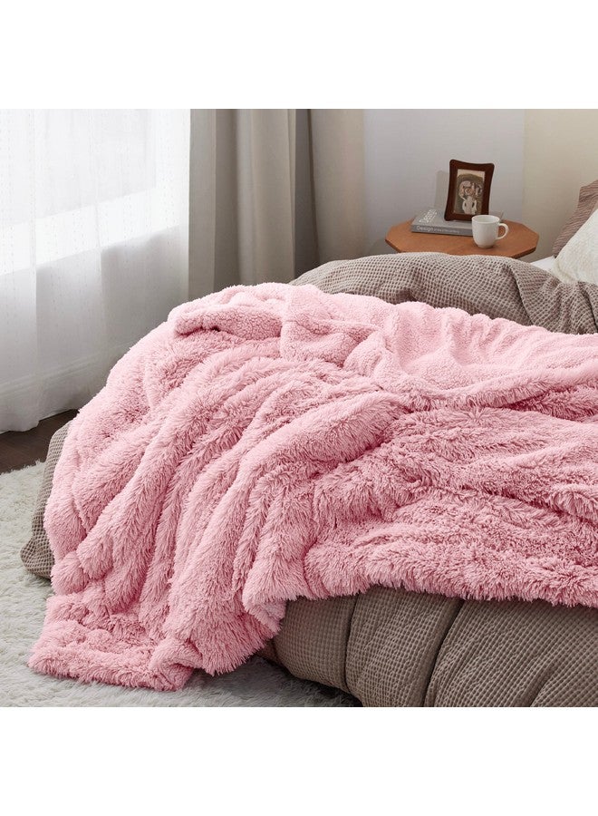 Bedsure Bedsure Fluffy Pink King Size Blanket for Bed, Thick Soft Sherpa Faux Fur Fleece Bedding Fuzzy Plush Winter Warm Heavy Oversize Big Large King Blanket, Cozy Pink Gifts for Men Women, 108x90  - Image 2