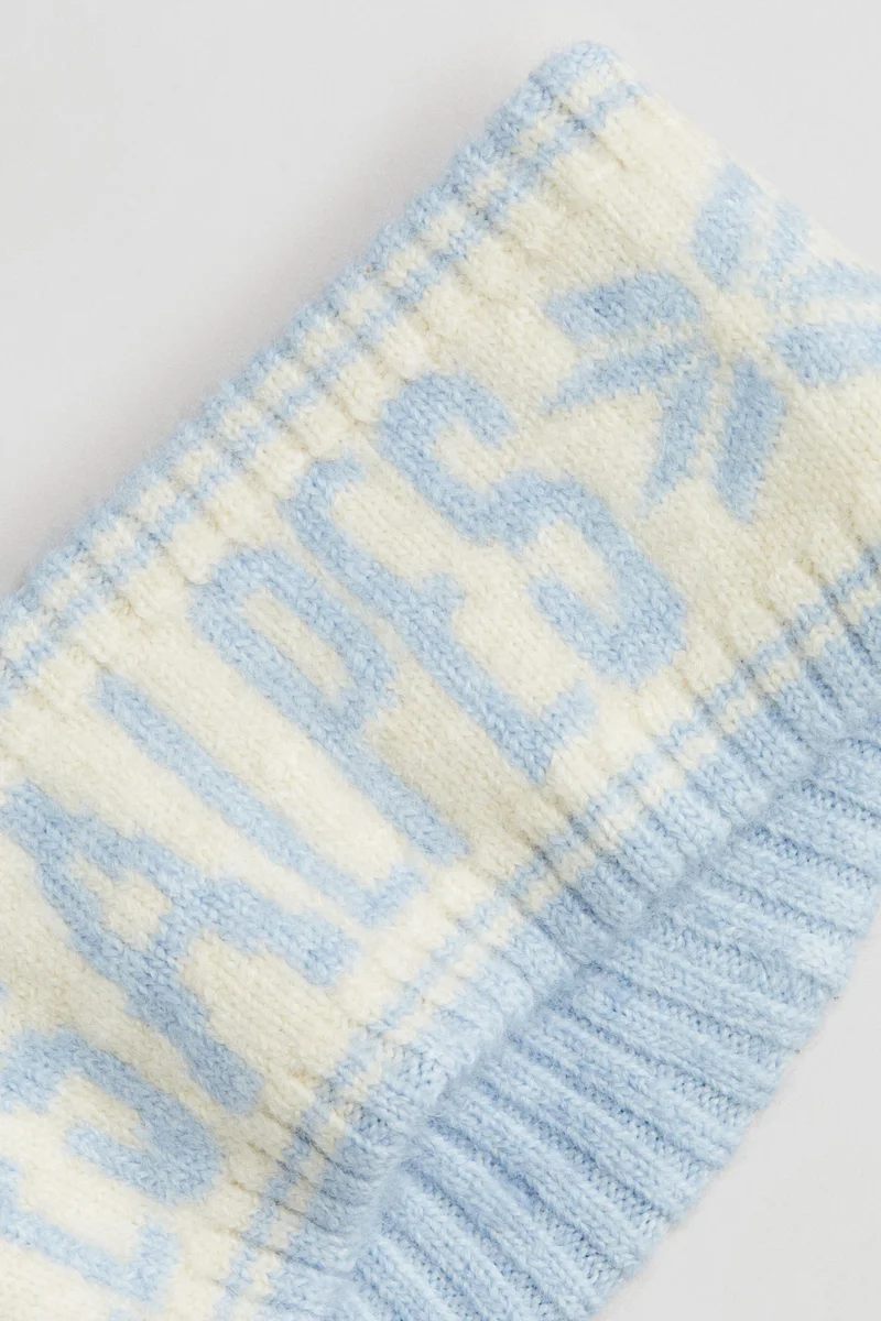 اتش اند ام طوق رأس محبوك بنمط جاكار