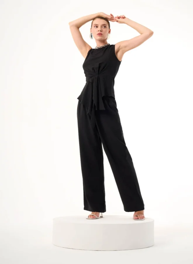 MIZALLE TIE SLEEVELESS BLOUSE