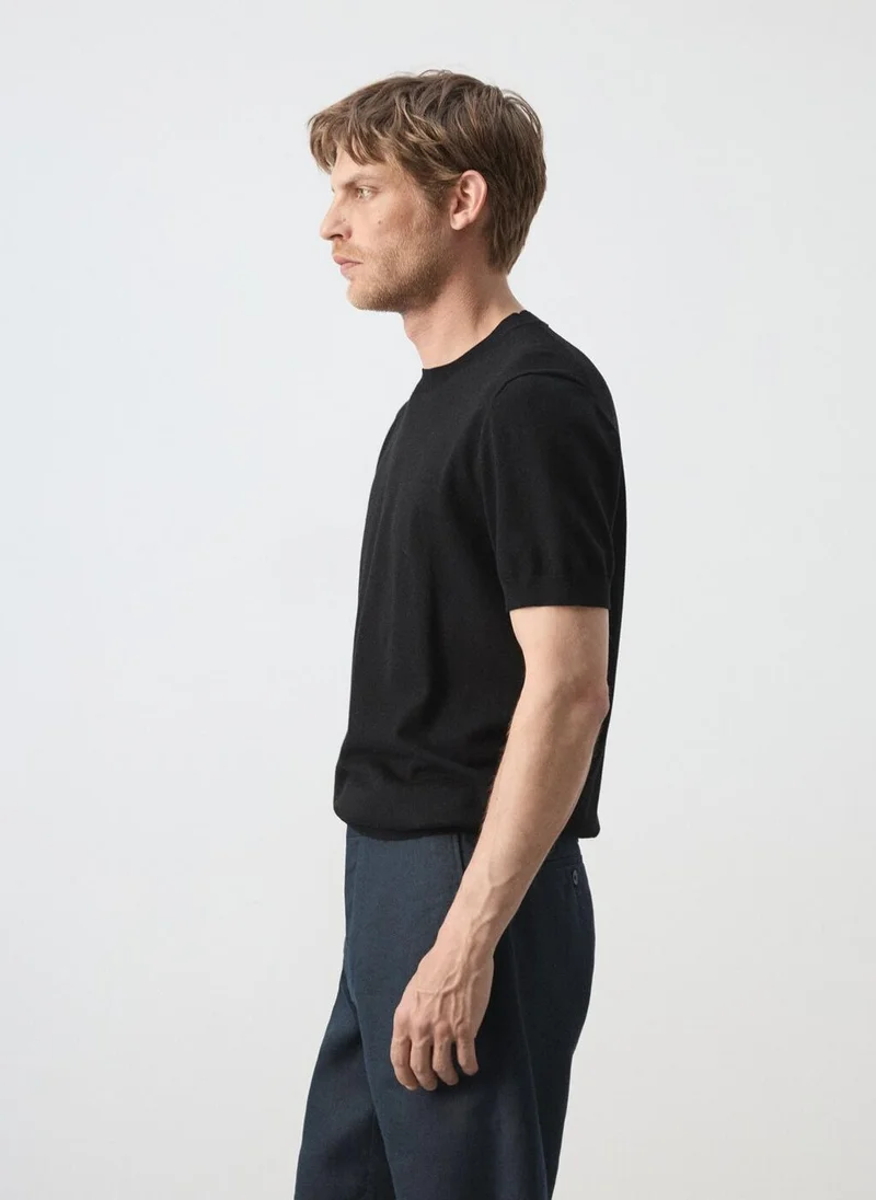 Mango Man 99-NEGRO Fine-Knit 100% Cotton T-Shirt for Men | Best Price UAE